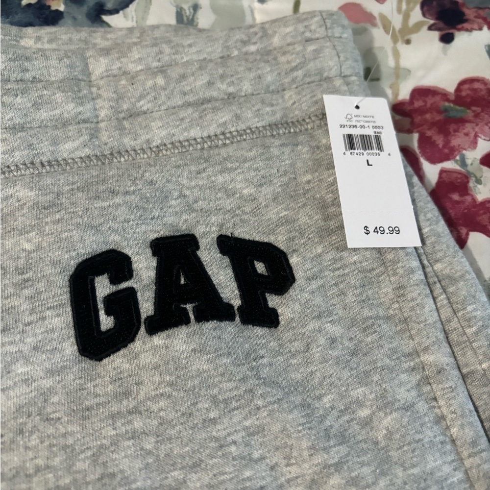 Gap logo fleece joggers - Picture 2 of 2